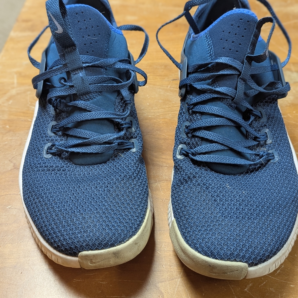 Nike Men's Navy Blue Sneakers
